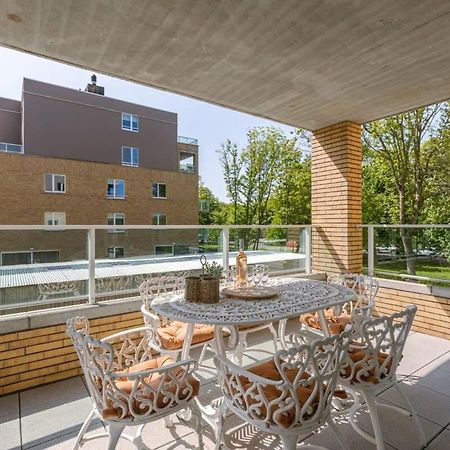 Huswell - A Luminous Apartment Near The Marina Ostend Exterior photo